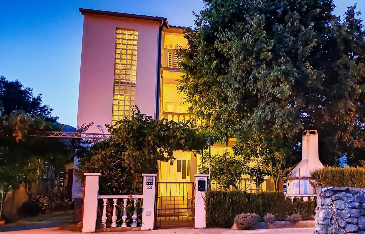Apartment Amigo Seline Luaran gambar