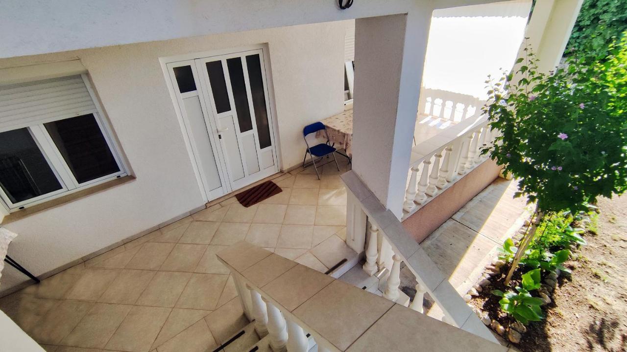 Apartment Amigo Seline Luaran gambar